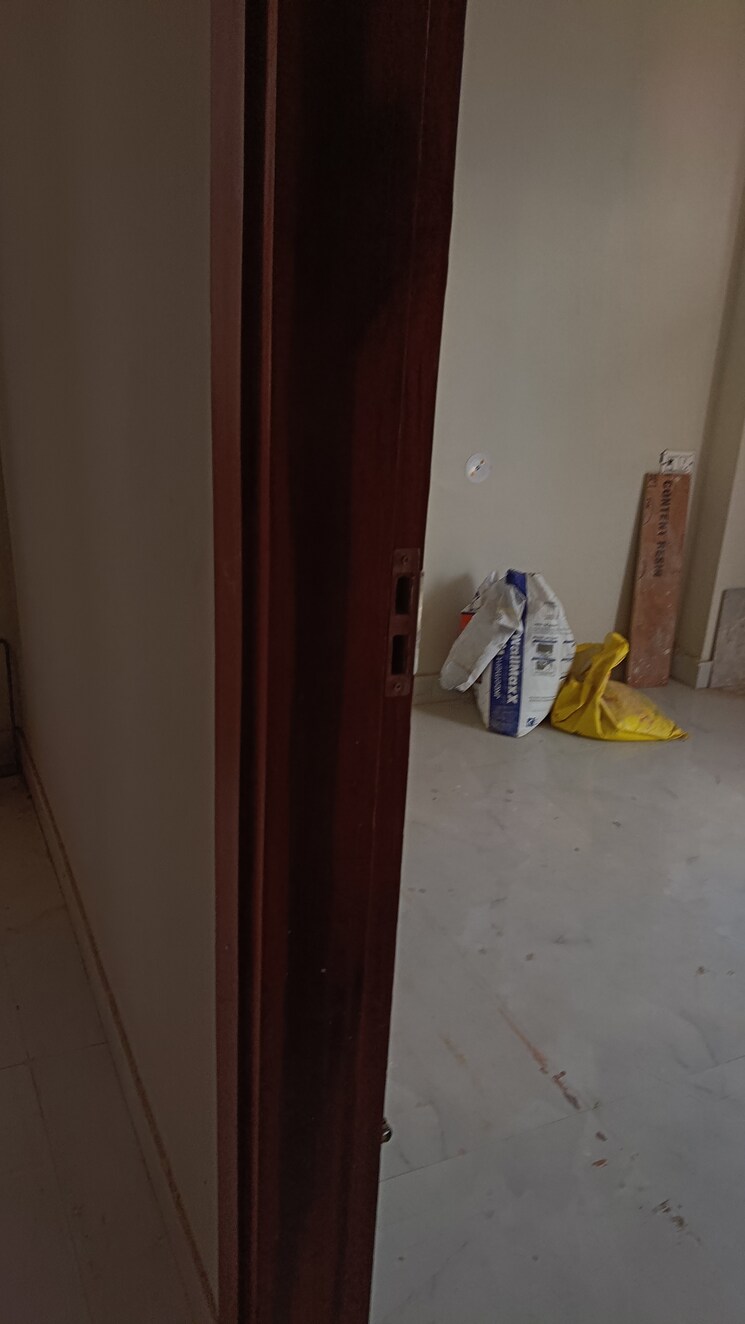 Bathroom, shalimar garden extension i 3 Bedroom 1000 Sq.Ft. Builder Floor In Shalimar Garden Extension I Ghaziabad 9025506