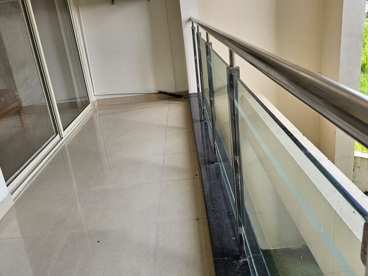 Balcony, marine drive 3 Bedroom 1922 Sq.Ft. Apartment In Marine Drive Kochi 9025496