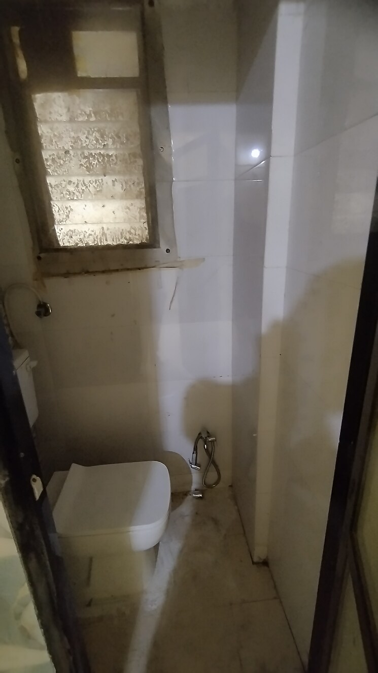 Bathroom, home-art-aarya-heights 1 Bedroom 450 Sq.Ft. Apartment In Ghansoli Sector 15 Navi Mumbai 9025522