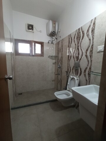 Staircase in 3 BHK Apartment at Kakatiya Hills, Jubilee Hills – for Rent