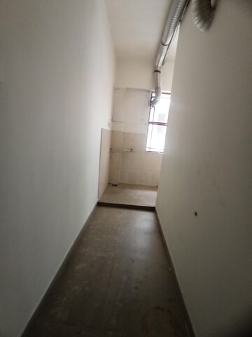 Furnished Amenities in 3 BHK Apartment at Kakatiya Hills, Jubilee Hills – for Rent