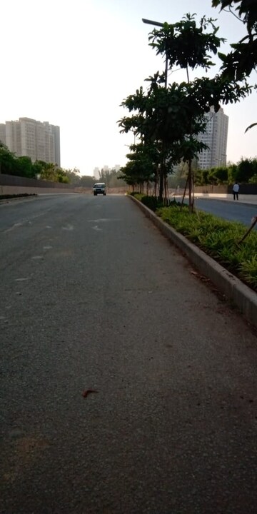 Parking in 2 BHK Apartment at Kalpataru Parkcity Sunrise D, Kolshet Road – for Rent