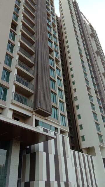 2 BHK Apartment – Exterior View View at Kalpataru Parkcity Sunrise D, Kolshet Road - for Rent