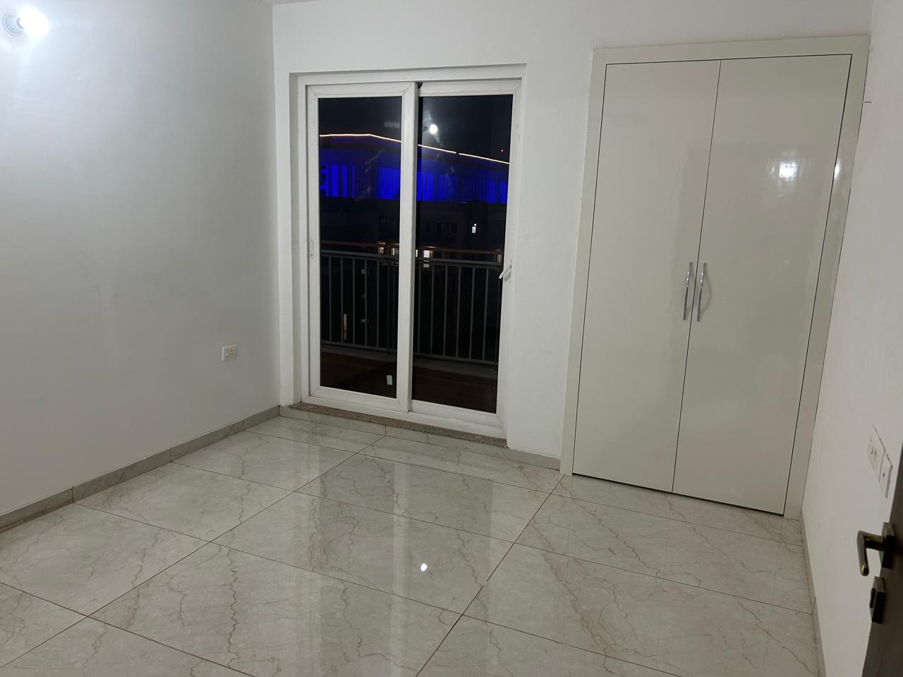 3 BHK 1375 Sq.Ft. Apartment in Rishita Manhattan