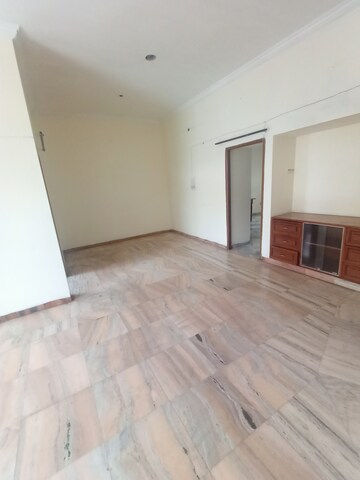 Room in 2 BHK Independent House at Sector 10 – for Rent