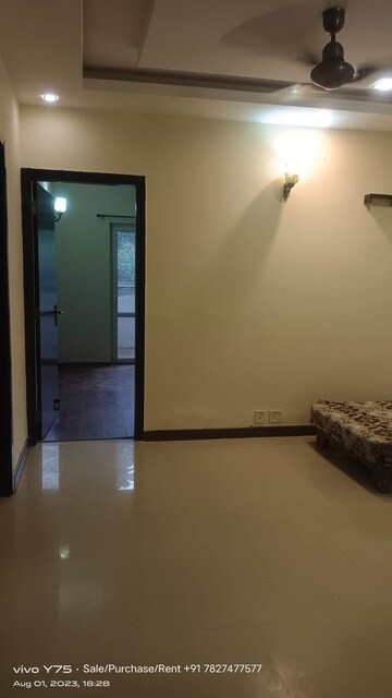 Room in 3 BHK Apartment at RPS Savana, Sector 88 – for Rent
