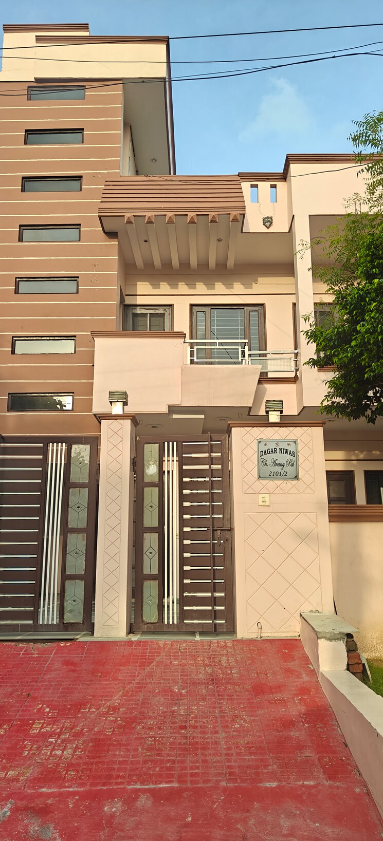 Listing Cover Image