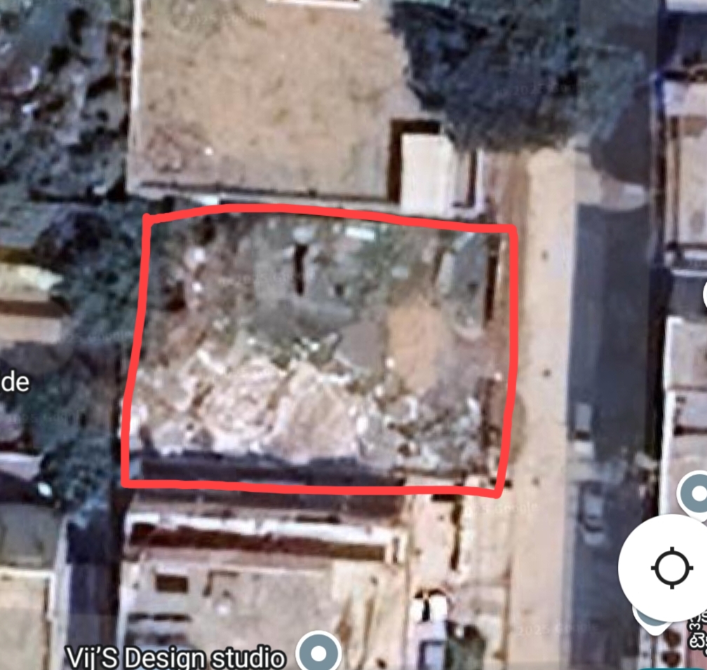 Plot For Sale in Veeni Tha Open Plot In ma