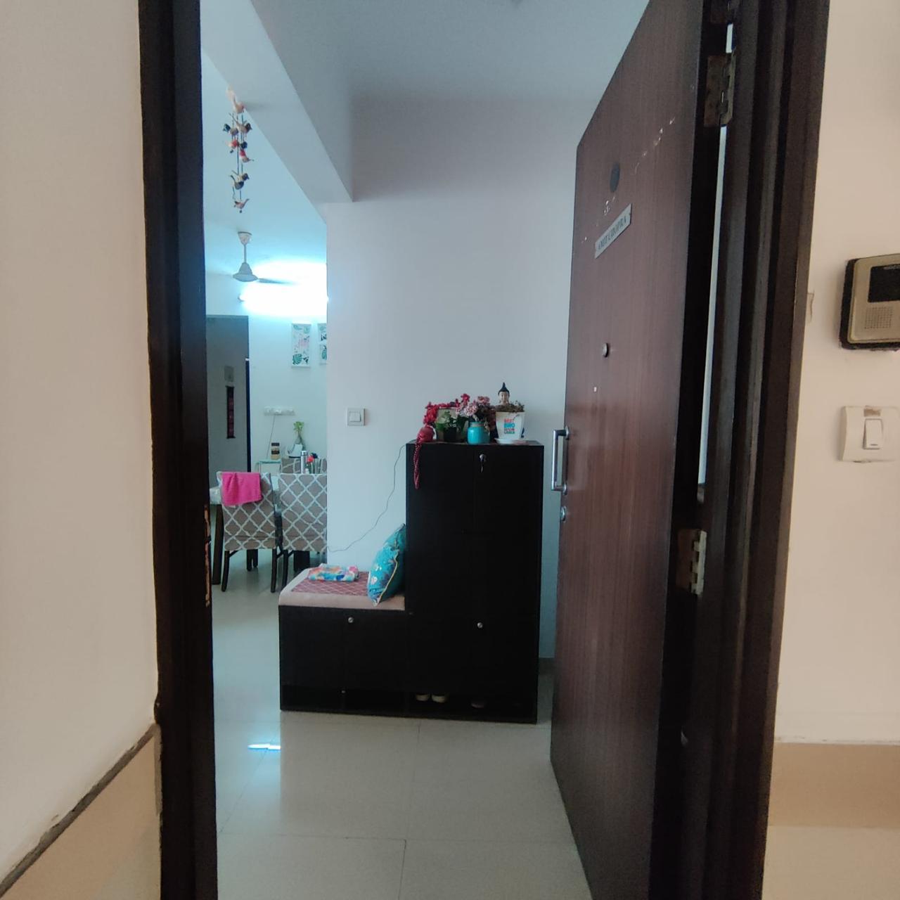 2.5 BHK Apartment For Sale in Rustomjee Athena