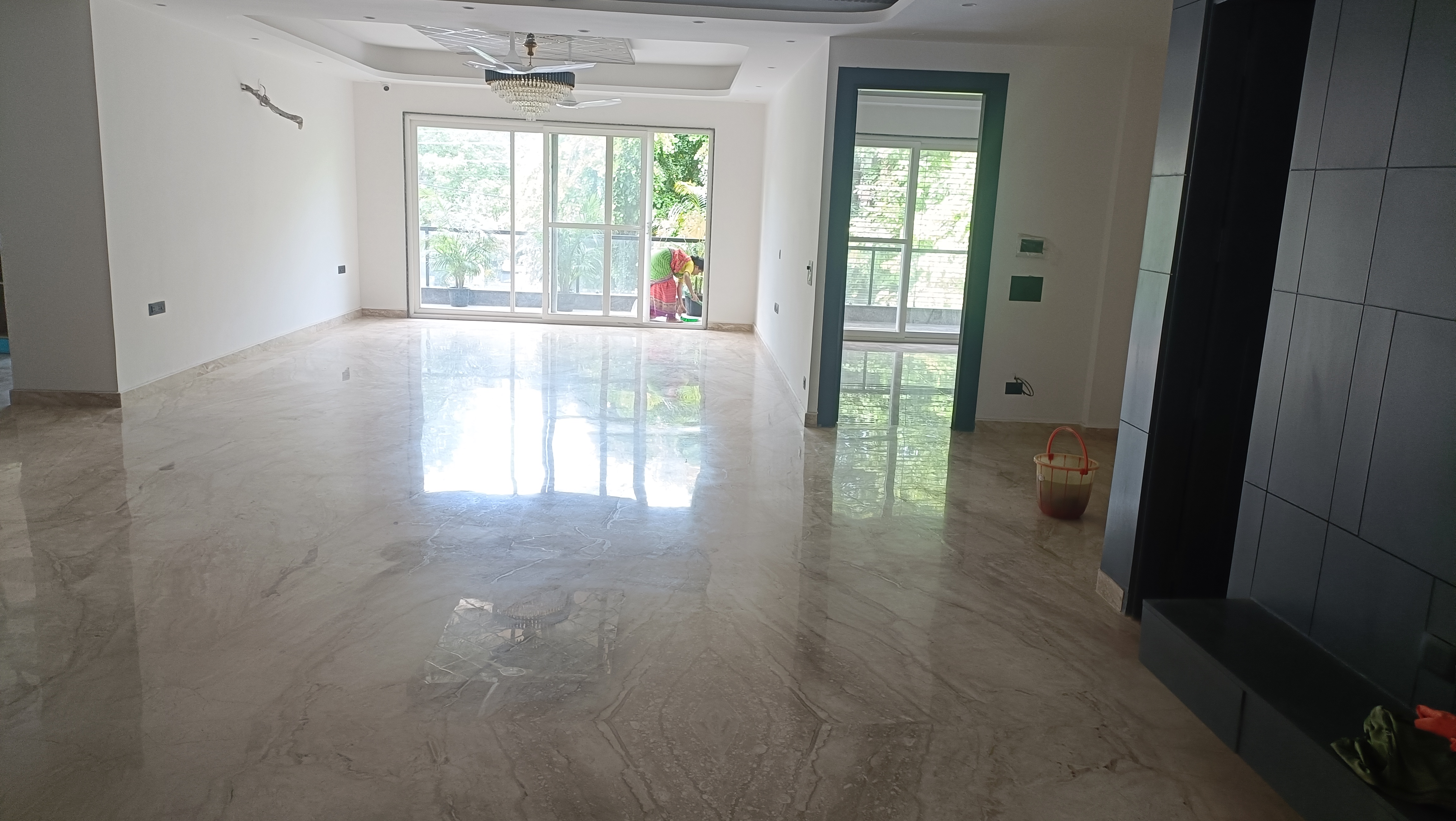 4 BHK + Servant Room Builder Floor For Sale in Ansal Plaza Sector-23