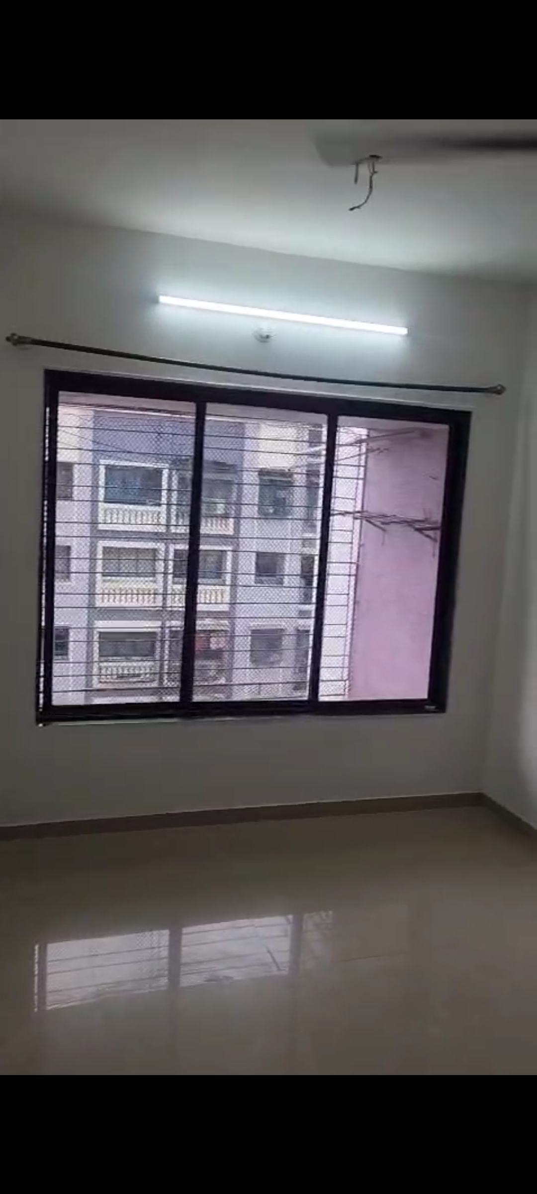 1 BHK 350 Sq.Ft. Apartment in Bhanushanti Complex