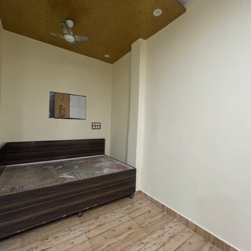 Furnished Amenities in 2 BHK Builder Floor at Rohini Sector 24 – for Rent