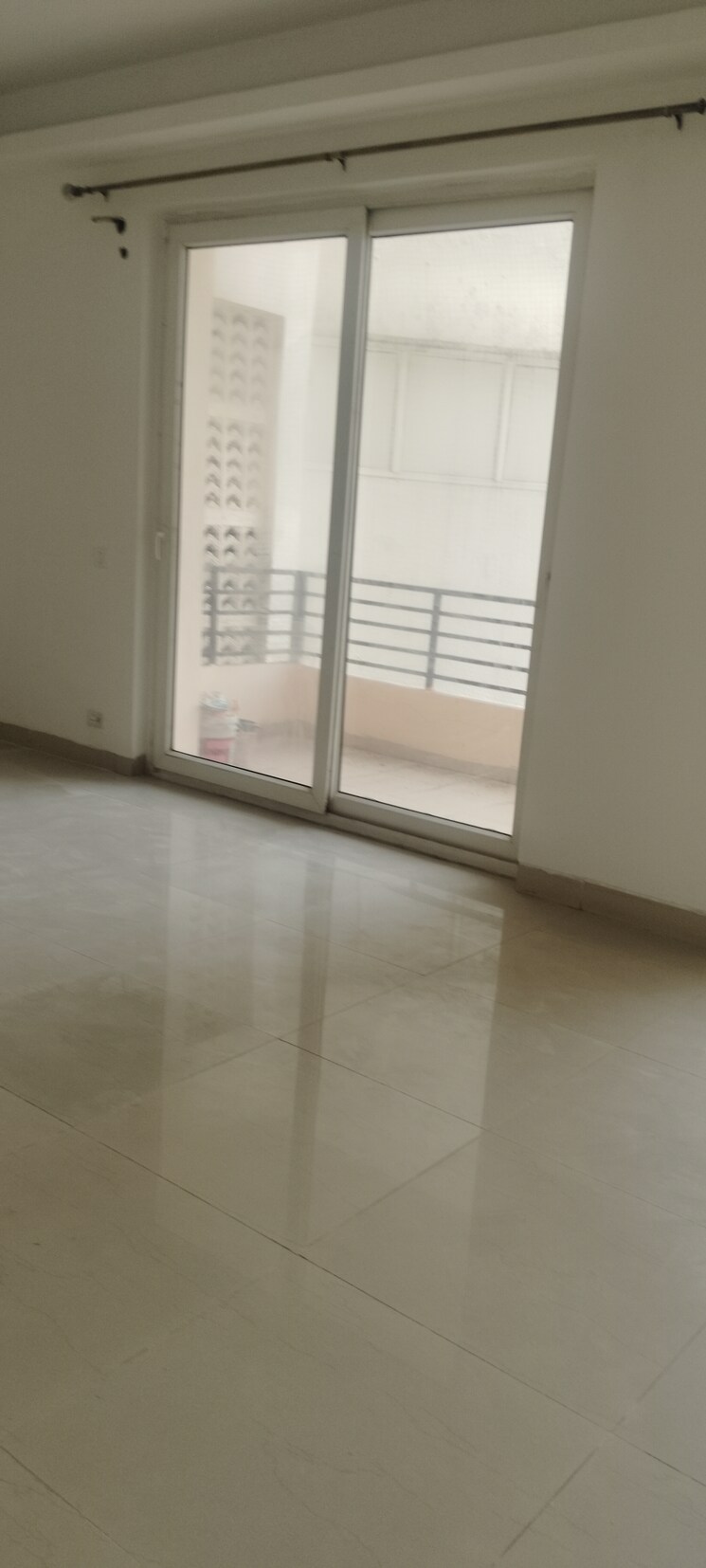 Room, puri-pranayam 3 Bedroom 1857 Sq.Ft. Apartment In Sector 82 Faridabad 9025668