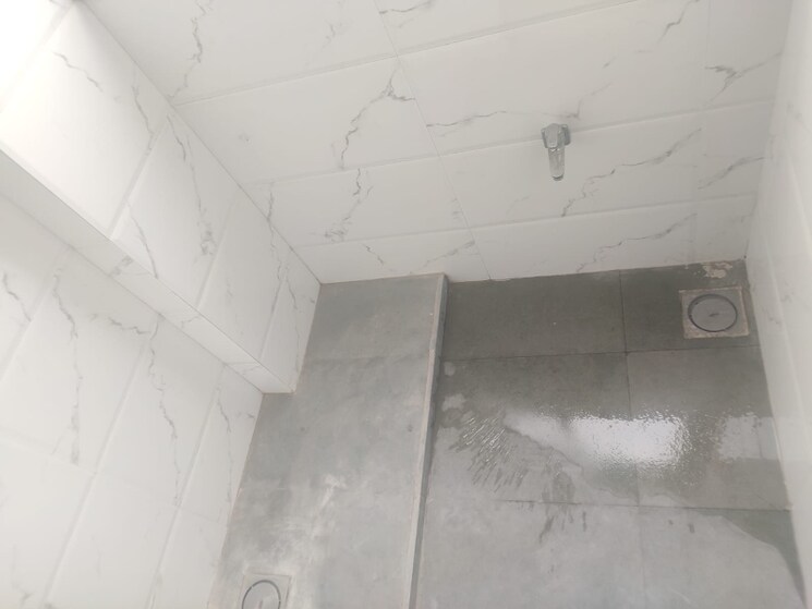 Attached Bathroom, chandkheda 2 Bedroom 1125 Sq.Ft. Apartment In Chandkheda Ahmedabad 9025661