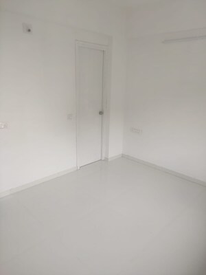 Room in 2 BHK Apartment at Chandkheda – for Sale