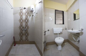 Bathroom in  Pg at Malad West – for Rent