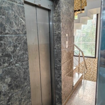 Balcony in 3 BHK Builder Floor at Rohini Sector 24 – for Sale