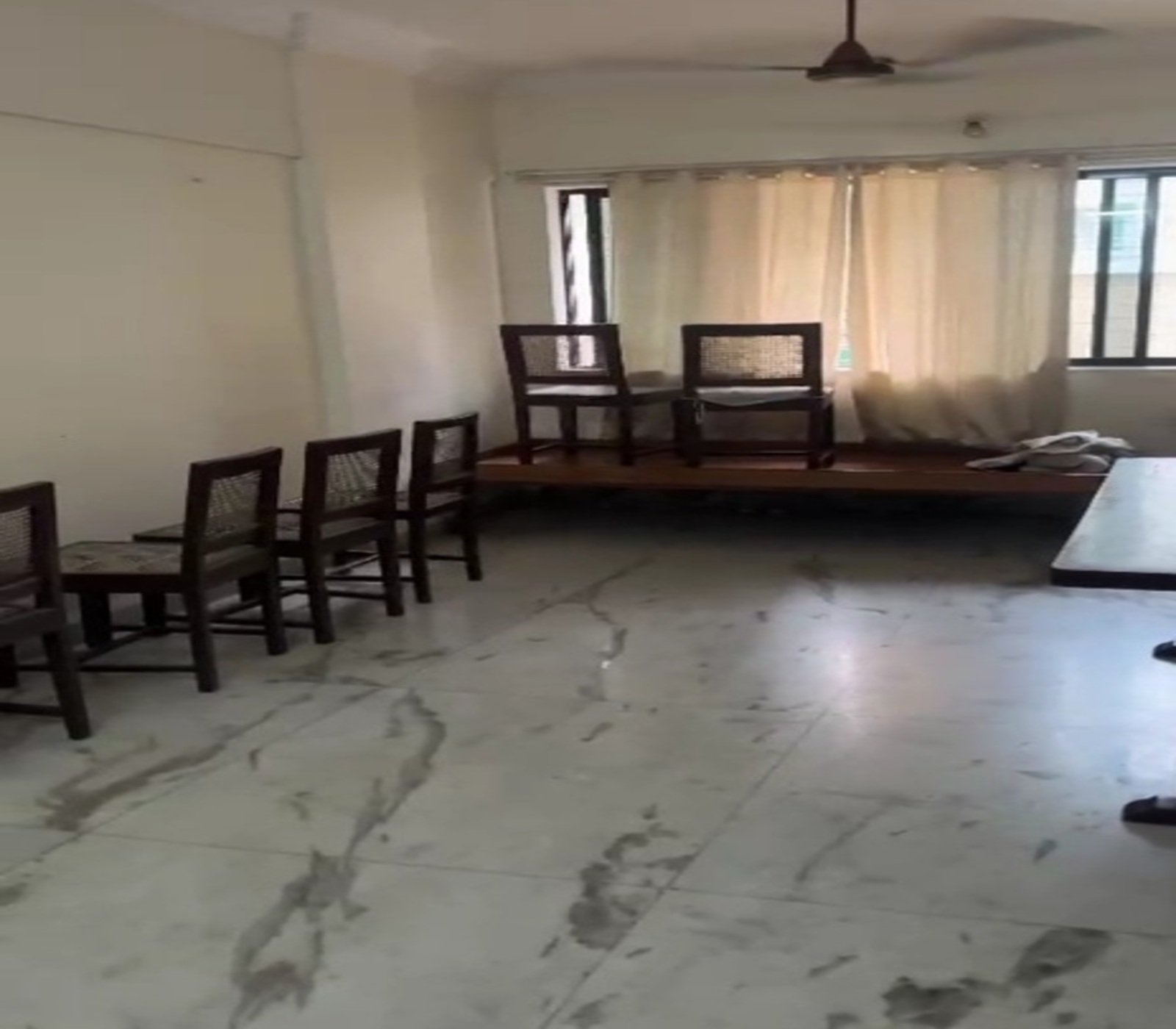2 BHK Apartment For Rent in Dadar