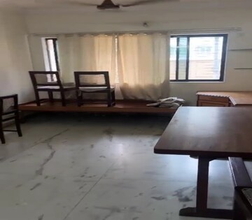 Living Room in 2 BHK Apartment at Dadar East – for Rent