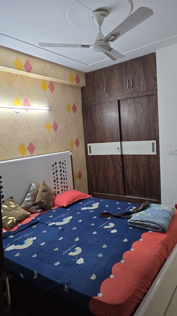 Furnished Amenities in 3 BHK Builder Floor at Malviya Nagar – for Rent