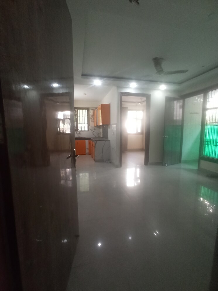 Living Room, saket 3 Bedroom 80 Sq.Yd. Builder Floor In Saket Delhi 9025706