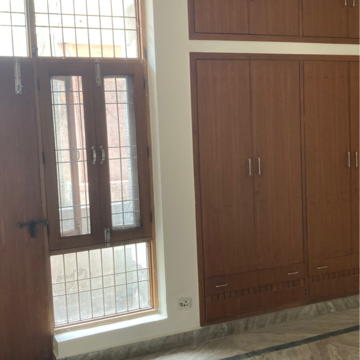 Room in 2 BHK Independent House at RWA Apartments Sector 41, Sector 41 – for Rent