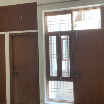 Room in 2 BHK Independent House at RWA Apartments Sector 41, Sector 41 – for Rent