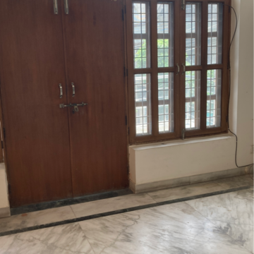 Room in 2 BHK Independent House at RWA Apartments Sector 41, Sector 41 – for Rent
