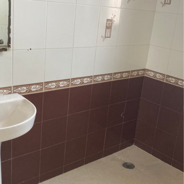 Bathroom in 2 BHK Independent House at RWA Apartments Sector 41, Sector 41 – for Rent