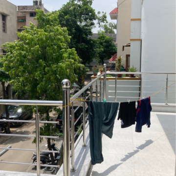 Balcony in 2 BHK Independent House at RWA Apartments Sector 41, Sector 41 – for Rent