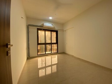 Room in 2 BHK Apartment at Versova Heights, Versova – for Rent