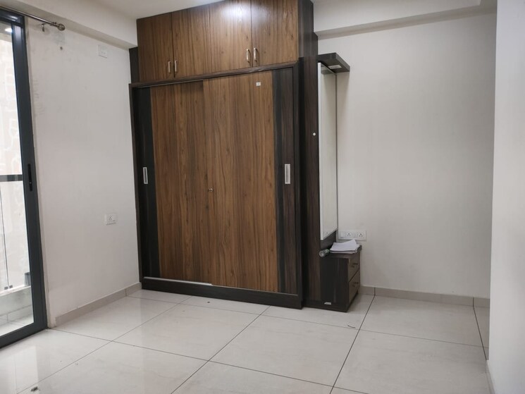 Room, sama savli road 3 Bedroom 1670 Sq.Ft. Apartment In Sama Savli Road Vadodara 9025750