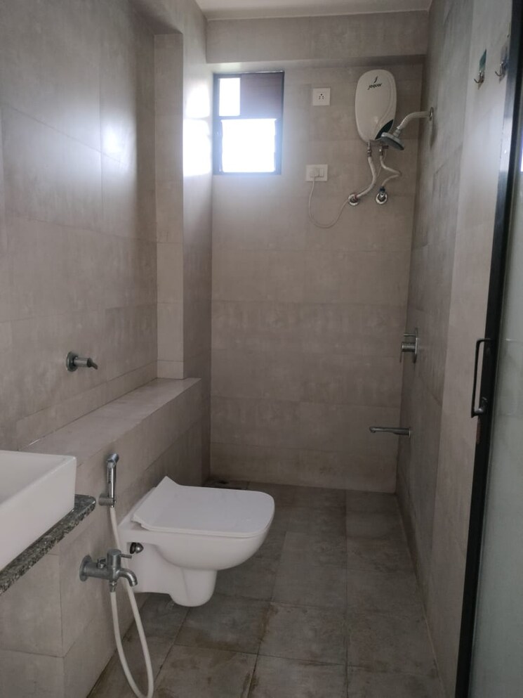 Bathroom, sama savli road 3 Bedroom 1670 Sq.Ft. Apartment In Sama Savli Road Vadodara 9025750