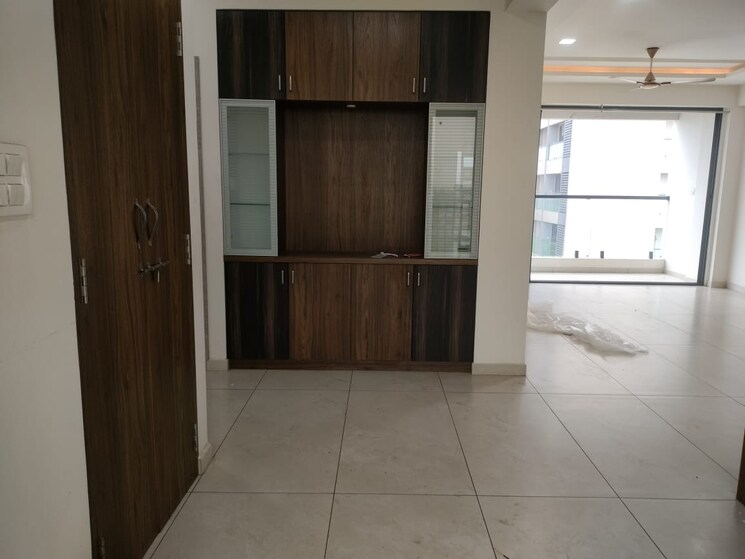 Room, sama savli road 3 Bedroom 1670 Sq.Ft. Apartment In Sama Savli Road Vadodara 9025750