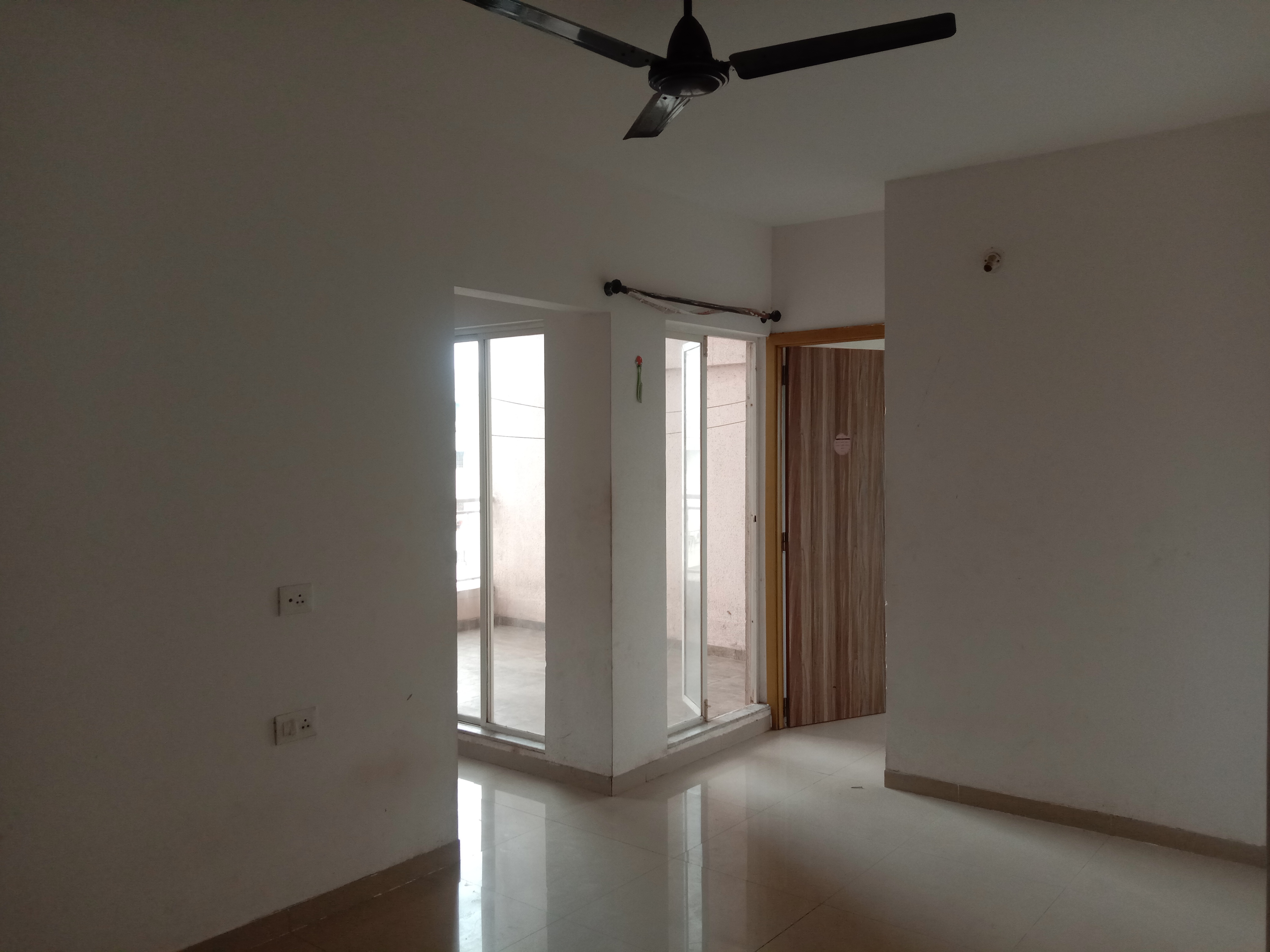 3 BHK 1200 Sq.Ft. Builder Floor in Xrbia Eiffel City