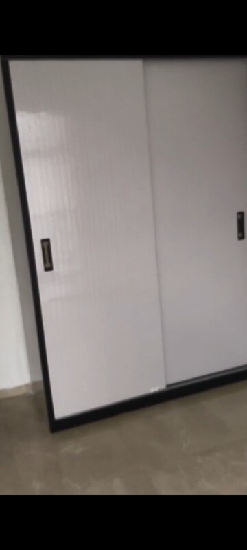 Room in 2 BHK Apartment at Signature Global Park 4 and 5, Sohna Sector 36 – for Rent