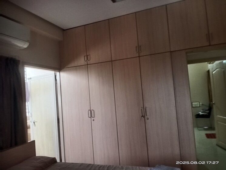 Room, karelibaug 2 Bedroom 1000 Sq.Ft. Apartment In Karelibaug Vadodara 9025774