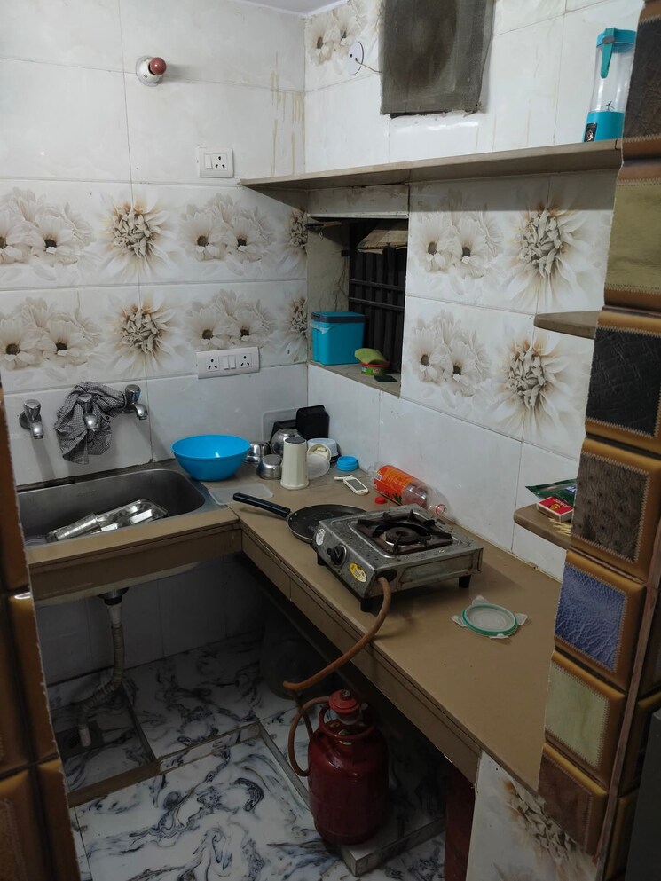 Kitchen, saket 1 RK 400 Sq.Ft. Builder Floor In Saket Delhi 9025782