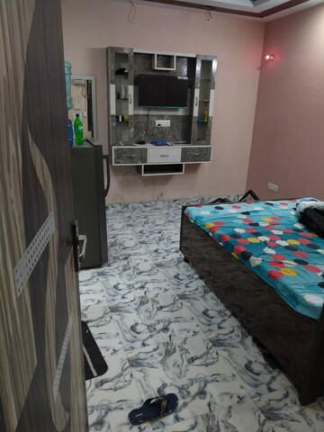 1 RK Builder Floor For Rent in Saket