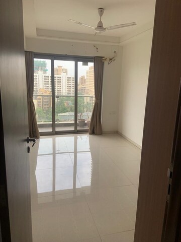 Room in 2 BHK Apartment at Adani Western Heights Sky Apartments, Andheri West – for Rent