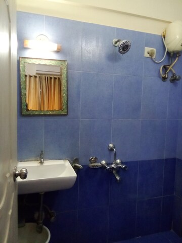 Bathroom in  Pg at Thane West – for Rent
