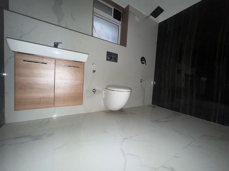 Bathroom, sky-heaven 2 Bedroom 800 Sq.Ft. Apartment In Versova Mumbai 9025793