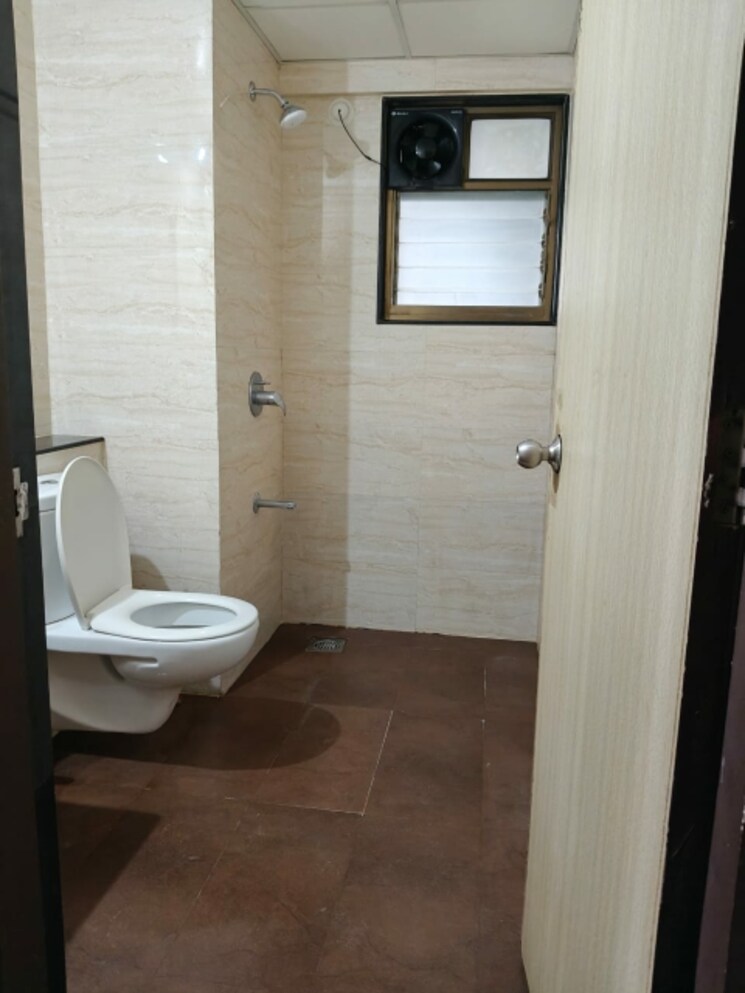 Bathroom, paranjape-blue-ridge 2 Bedroom 1030 Sq.Ft. Builder Floor In Hinjewadi Pune 9025804