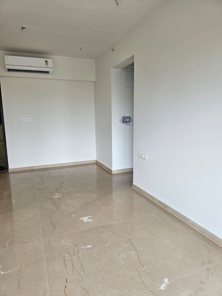 Room, thane west Pg For Girls In Thane West 9025803