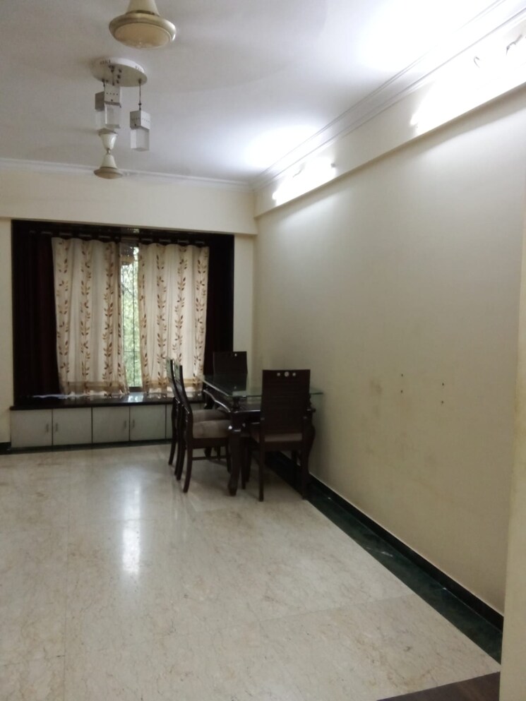 Room, thane west Pg For Girls In Thane West 9025803