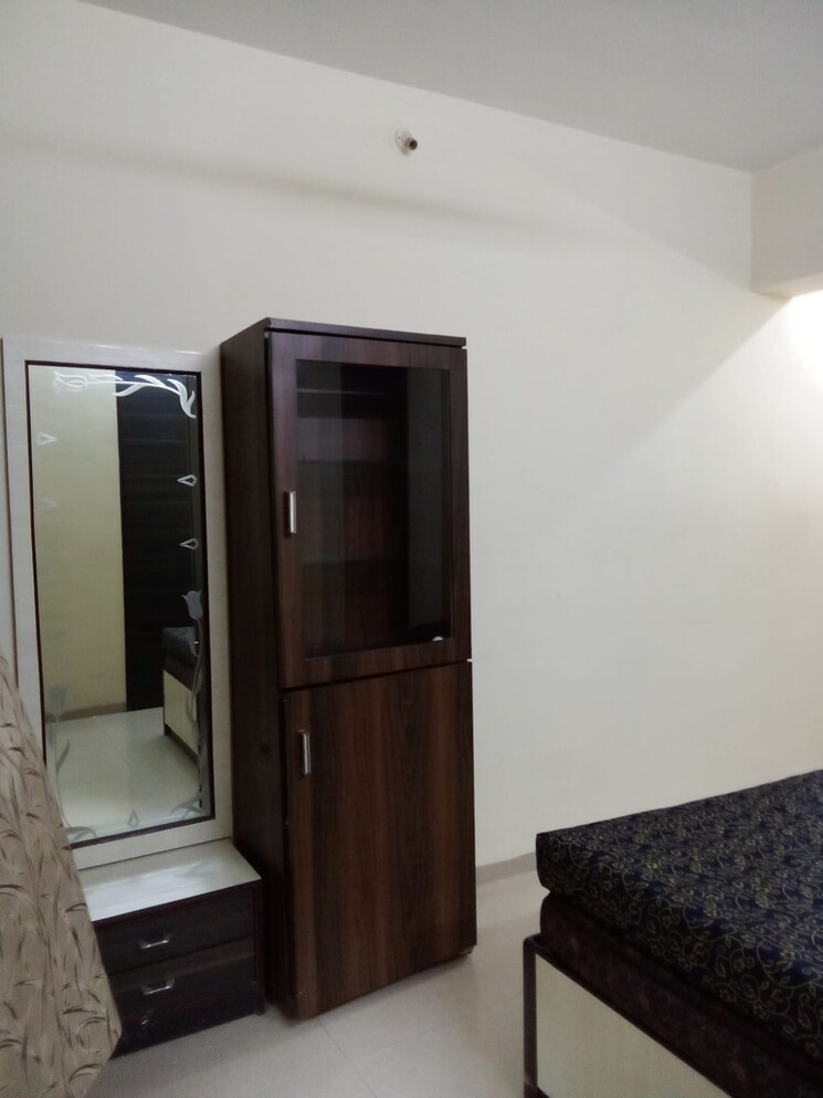 Bedroom, thane west Pg For Girls In Thane West 9025803