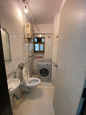 Master Bedroom in 1 BHK Apartment at Reputed Hrishikesh Apartment, Prabhadevi – for Sale