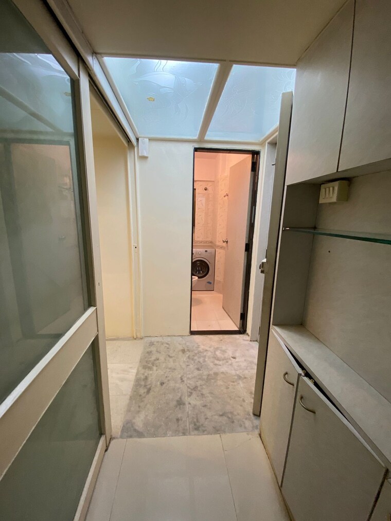 undefined, reputed-hrishikesh-apartment 1 Bedroom 565 Sq.Ft. Apartment In Prabhadevi Mumbai 9025847