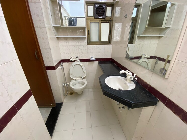 Kitchen, reputed-hrishikesh-apartment 1 Bedroom 565 Sq.Ft. Apartment In Prabhadevi Mumbai 9025847