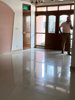 3.5 BHK + Pooja Room Apartment For Sale in Mayur Vihar Phase 1 Extension